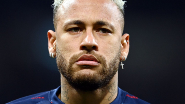 L'avenir de Neymar est remis en cause par l'Emir du Qatar. Ce dernier n'est plus satisfait des r&eacute;sultats de la star br&eacute;silienne