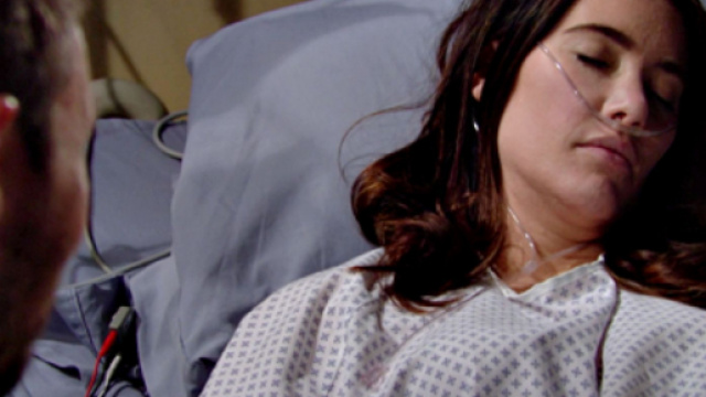 Beautiful, spoiler Usa: Steffy si risveglia dal coma ma ha perso la memoria.