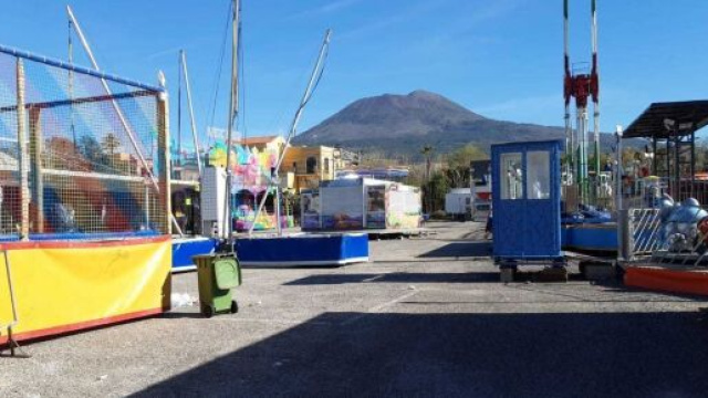 Nel napoletano, rissa alle giostre: ucciso 18enne, fermati due giovanissimi.