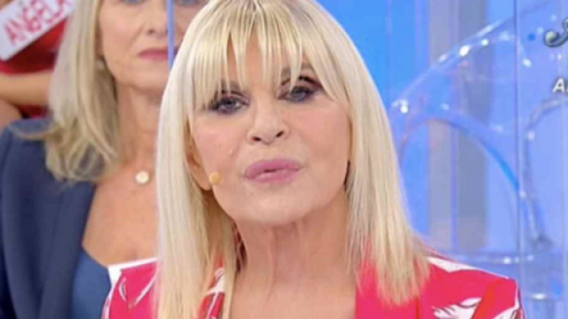 Uomini e Donne, Gemma sempre pi&ugrave; 'comparsa': fan temono un'uscita di scena definitiva.