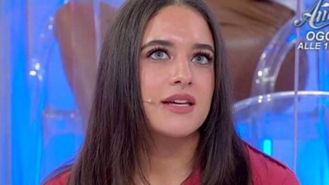 Uomini e Donne, Lilli pronta a lasciare il programma: 'Ho voglia di andarmene'.