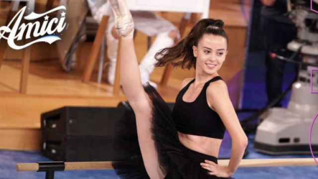 Amici, verdetto spareggio quinto appuntamento: Carola perde e lascia il programma.