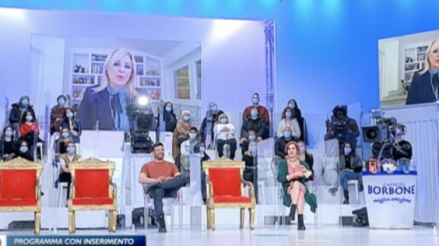 Cambio programmazione Mediaset 18 aprile.