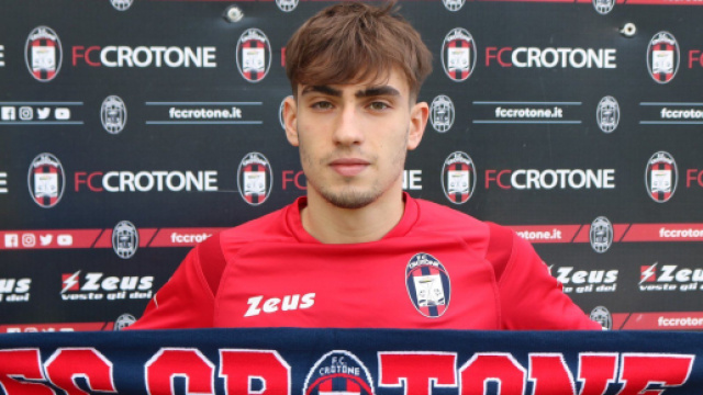 Crotone, Cangiano idea per il Bari.