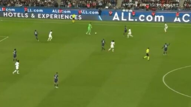 Donnarumma encore inqui&eacute;tant face &agrave; l'OM. (cr&eacute;dit capture Prime Video)