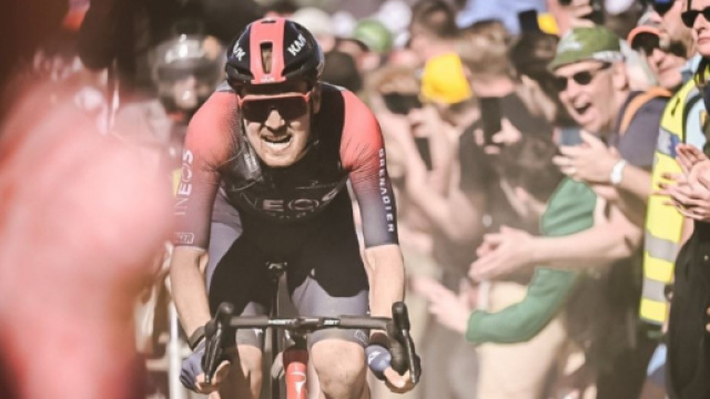 Dylan Van Baarle lanciato al successo della Parigi Roubaix.