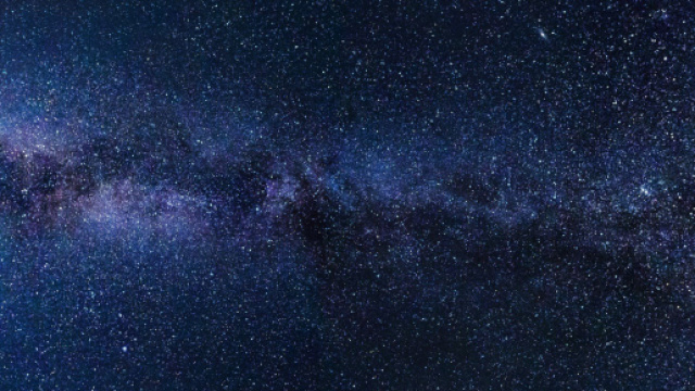 Previsioni zodiacali del 19 aprile: Leone innamorato, Acquario responsabile.