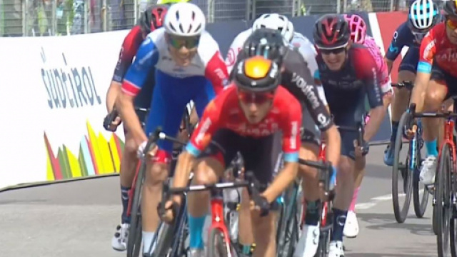 La vittoria di Pello Bilbao nella seconda tappa del Tour of the Alps.