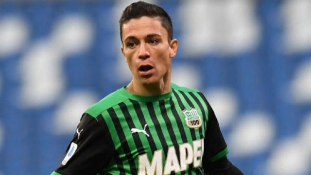 Giacomo Raspadori potrebbe trasferirsi alla Juventus.