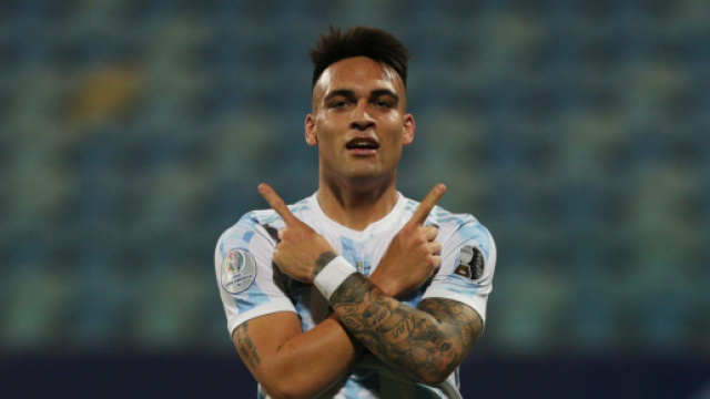 L'Atletico Madrid starebbe preparando una nuova offerta per Lautaro Martinez.
