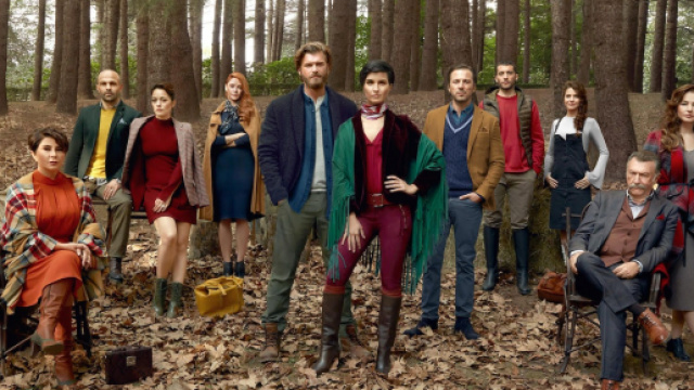 Cambio programmazione Mediaset maggio: chiudono Brave and Beautiful e La Pupa e Secchione.