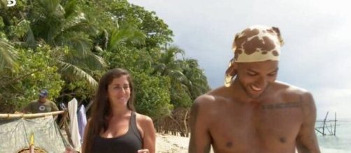 Anabel Pantoja tontea abiertamente con Yulen Pereira (Supervivientes)