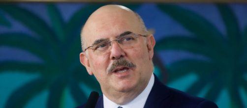 Milton Ribeiro se envolve em incidente com arma de fogo em aeroporto de Bras&iacute;lia (Isac N&oacute;brega/PR)