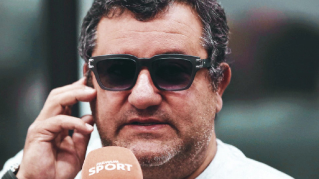 Mino Raiola &egrave; morto, ne ha dato l'annuncio la famiglia su Twitter.