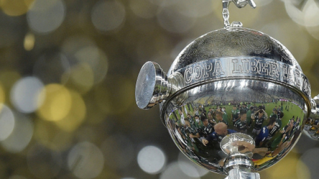 Il trofeo della Copia Libertadores.
