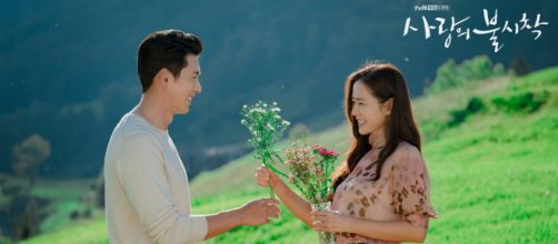 O drama &lsquo;Pousando no amor&rsquo; aborda a rivalidade entre as Coreias. (Foto: Divulga&ccedil;&atilde;o/Netlflix)