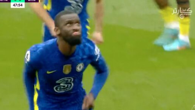 Antonio Rudiger en grande forme face &agrave; Brentford. (cr&eacute;dit Twitter)