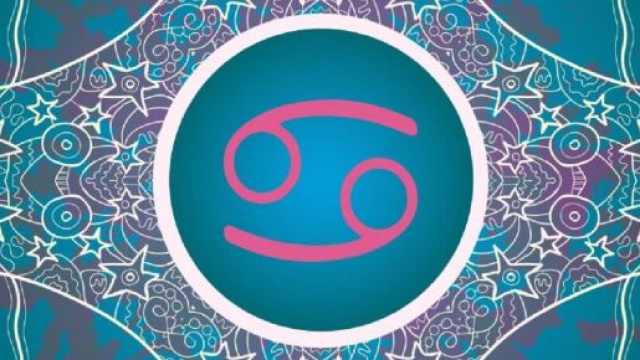 Oroscopo Cancro, caratteristiche e affinit&agrave; del segno: dolcezza e armonia con Vergine.