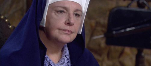 Madre Superiora em 'Carinha de Anjo'. (Reprodu&ccedil;&atilde;o/SBT)