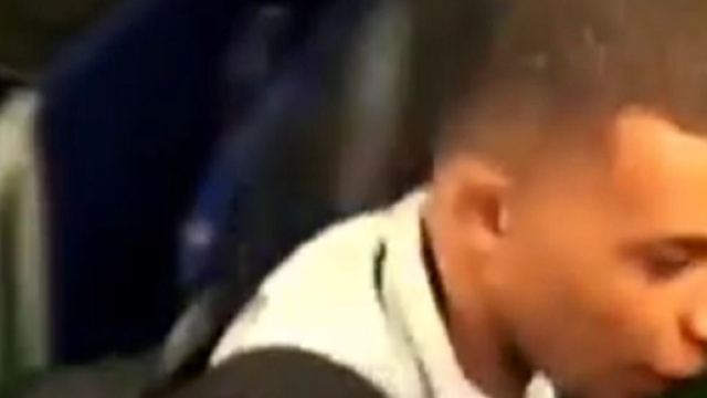 Kylian Mbapp&eacute; agac&eacute; par un journaliste apr&egrave;s une question sur son avenir (capture YouTube)