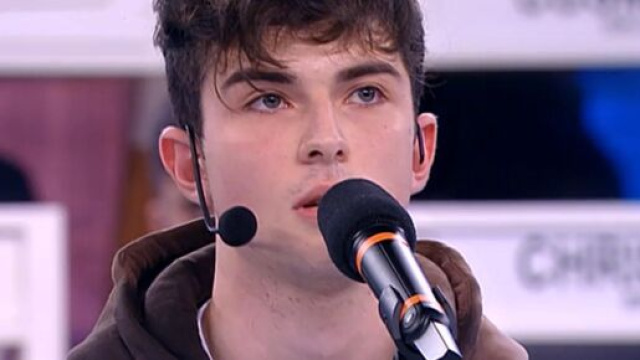 Crytical &egrave; un allievo della ventunesima edizione di Amici.