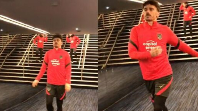 Antoine Griezmann auteur d'une d&eacute;marche insolite. (cr&eacute;dit Twitter)