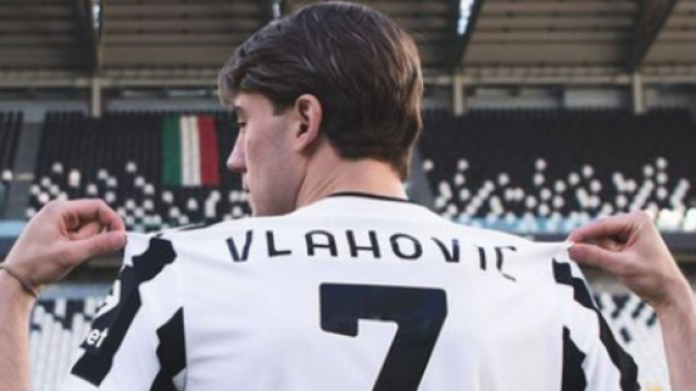 Juventus, Vlahovic preoccupa i bianconeri per i pochi gol nel big match.