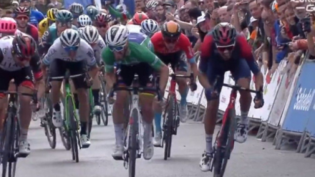 La vittoria di Dani Martinez nella quarta tappa del Giro dei Paesi Baschi.