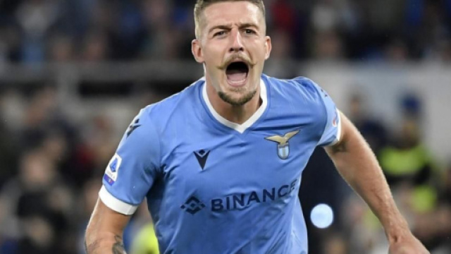 Sergej Milinkovic Savic, centrocampista.