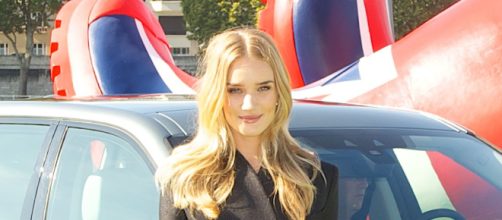 Rosie Huntington-Whiteley (Land Rover MENA/Wikimedia Commons)