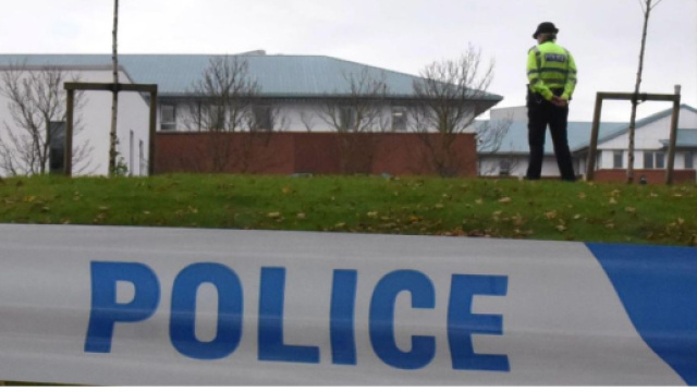 Inghilterra, cuoco italiano trovato morto in un parco a Sheffield: si indaga sul delitto.