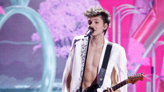 Amici 21, chi &egrave; Luigi Strangis: il 21 enne di 'Tienimi stanotte' &egrave; il favorito alla vittoria finale.
