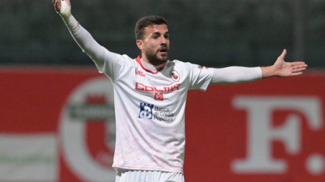 Crotone e Bari, sondaggio per Tascone della Turris.