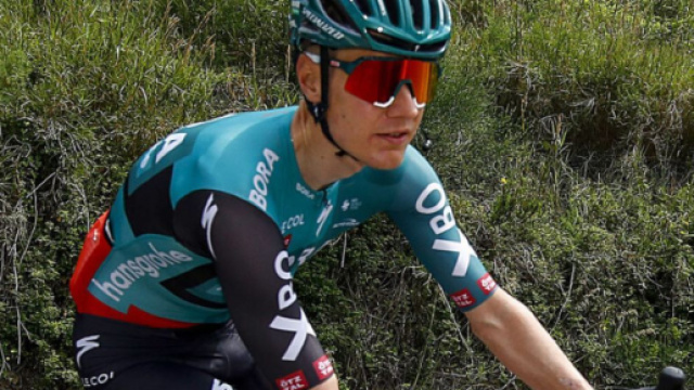 Wilco Kelderman &egrave; arrivato con dieci minuti di ritardo nella nona tappa del Giro d'Italia.