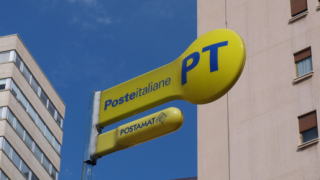 Assunzioni per vari profili in Poste Italiane.