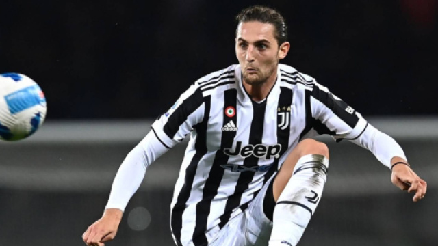 Calciomercato Juve, interesse del Chelsea per Rabiot.
