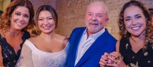 Daniela Mercury posa ao lado de Lula (Reprodu&ccedil;&atilde;o/Instagram/@danielamercury)