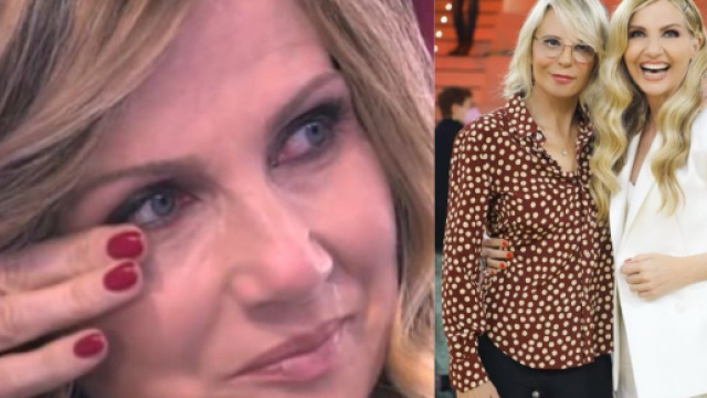 Amici, Lorella Cuccarini su Maria De Filippi.