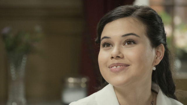 Una vita, trame 29 maggio-4 giugno: Anabel accoltellata a morte da Aurelio Quesada.