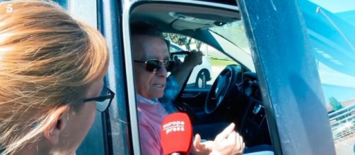 Ortega Cano se ha desplazado a Chipiona para rendir homenaje a Roc&iacute;o Jurado (Captura de pantalla de Telecinco)