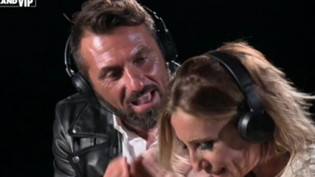 U&D, Sossio e Ursula potrebbero essersi lasciati: &lsquo;Tutto ha un inizio e una fine&rsquo;.