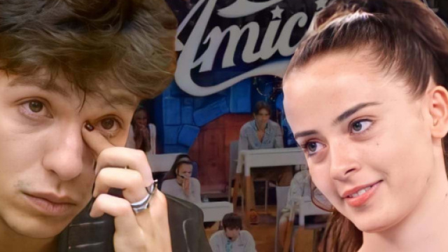 Amici 21, Luigi vede l'intervista di Carola a Verissimo: emozioni in casetta.