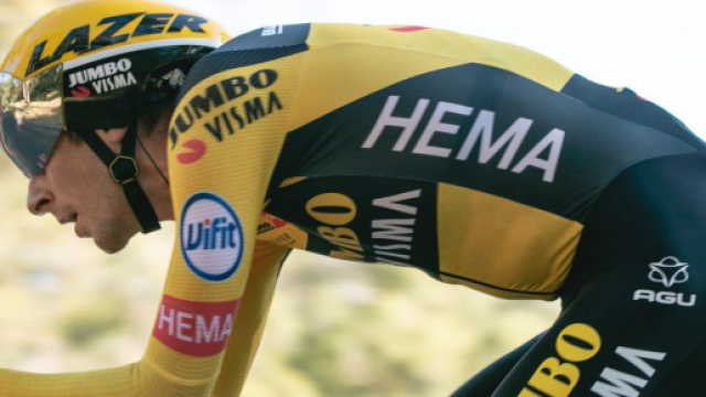 Anche la Jumbo Visma ha cambiato la formazione per il Giro d'Italia.