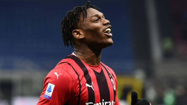 Calciomercato Milan, possibile interesse di Psg e Manchester City per Leao.