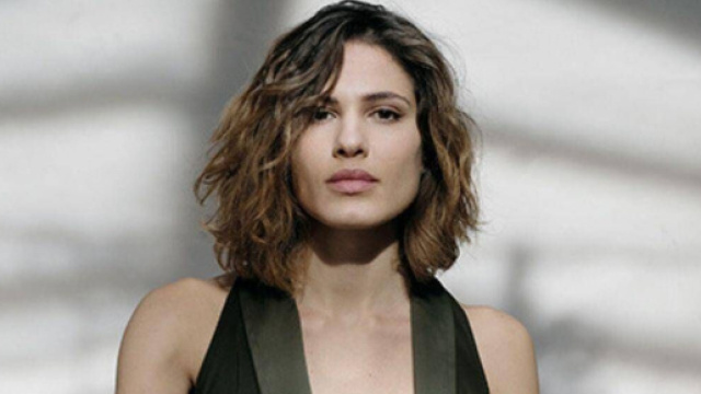 Giulia Vecchio: l'attrice &egrave; nata in Puglia e ha 30 anni.