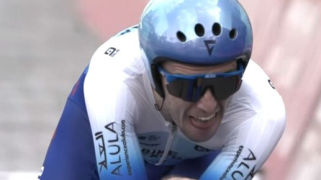 Simon Yates ha vinto la cronometro di Budapest del Giro d'Italia