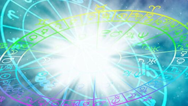 Oroscopo e classifica di venerd&igrave; 17 giugno: esperienze per Sagittario, lavoro per Capricorno.