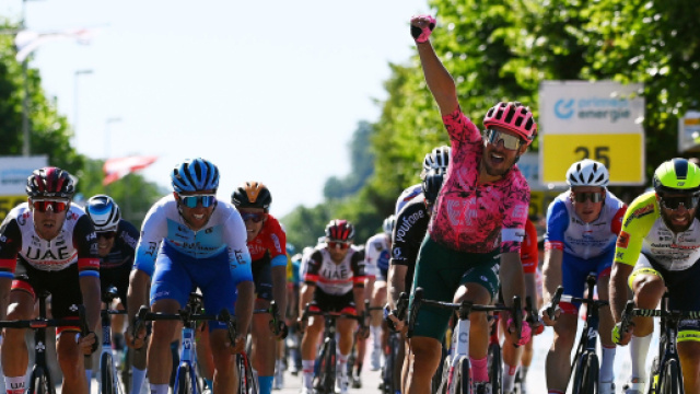 Alberto Bettiol &egrave; tra i trenta ritirati del Giro di Svizzera causa Covid.