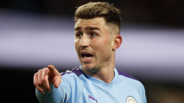 Calciomercato Juve, idea Laporte per la difesa.
