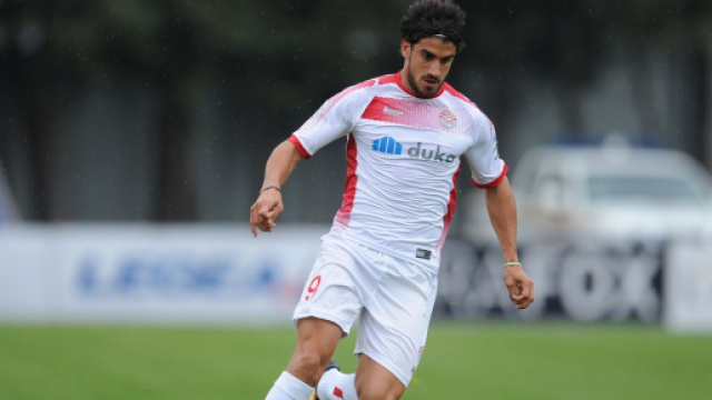 Calciomercato Crotone: Costantino e Manconi nomi per l'attacco.